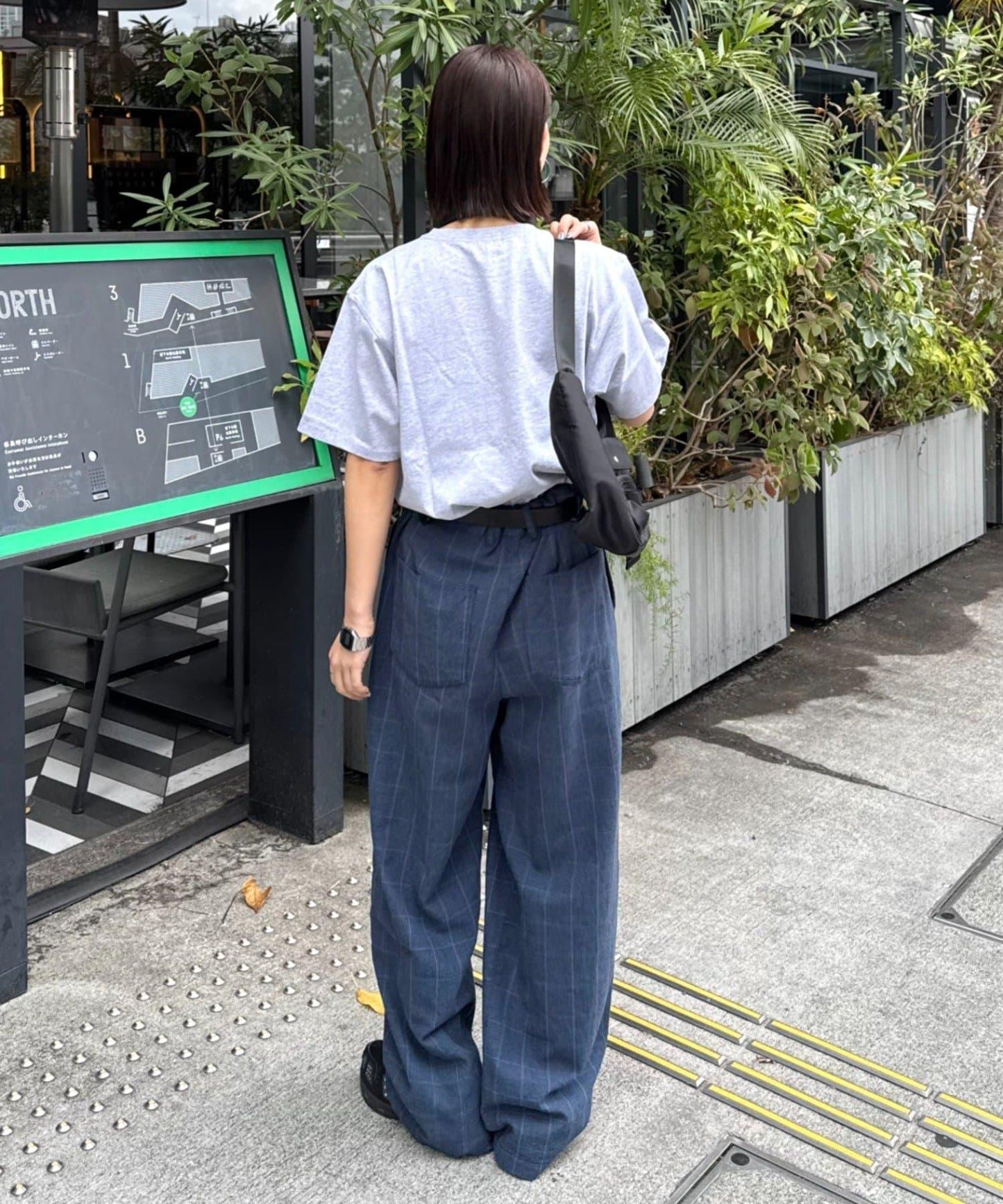 網絡限定 UNISEX 1983貼布 T恤