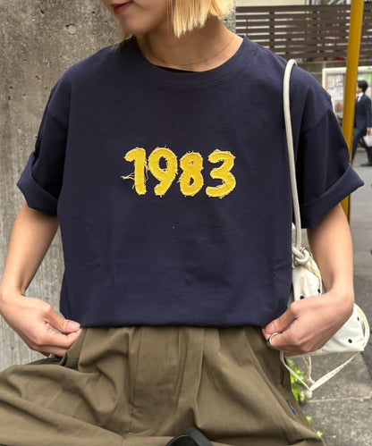 網絡限定 UNISEX 1983貼布 T恤