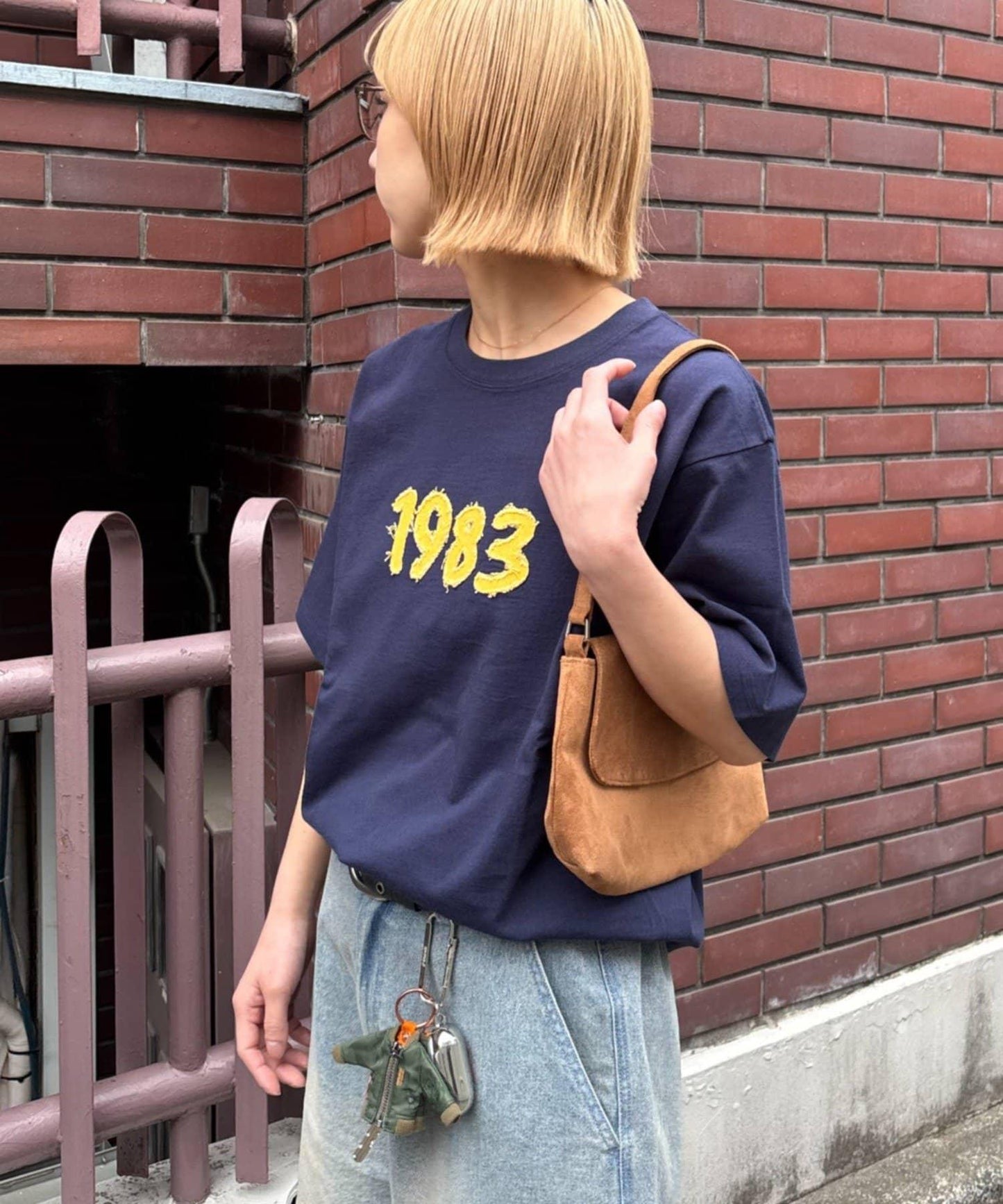 網絡限定 UNISEX 1983貼布 T恤