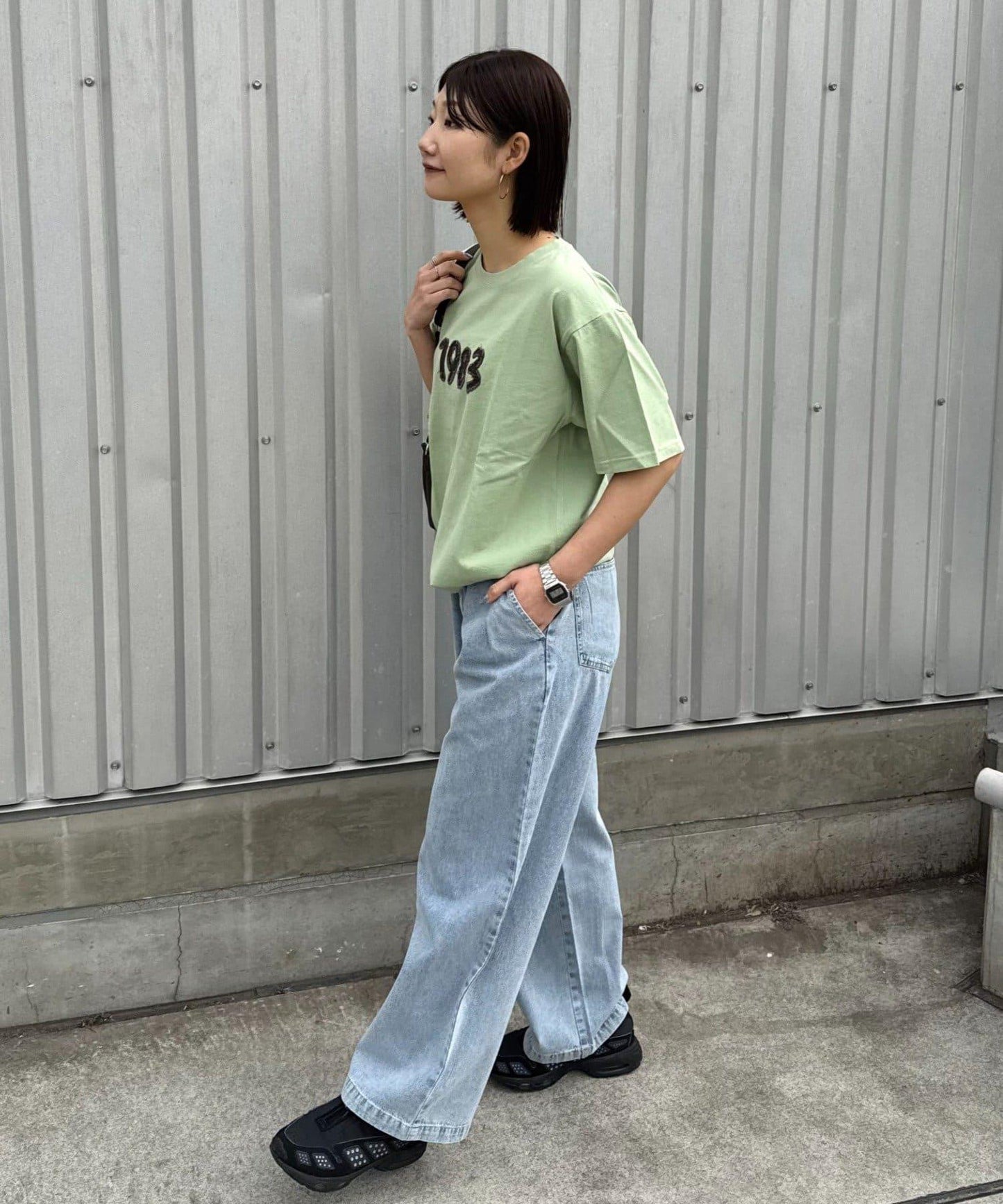 網絡限定 UNISEX 1983貼布 T恤