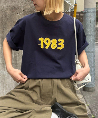 網絡限定 UNISEX 1983貼布 T恤