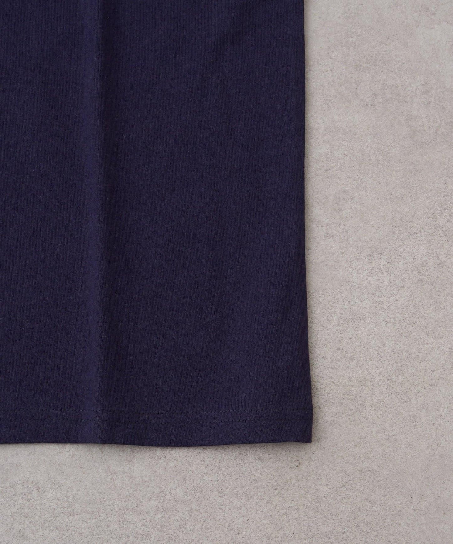 網絡限定 UNISEX 1983貼布 T恤