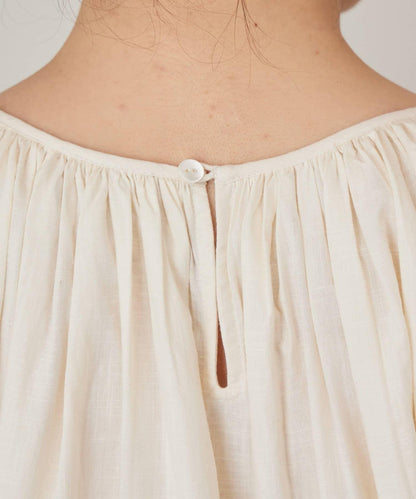 多彩刺繡 女襯衫 《近日開始》