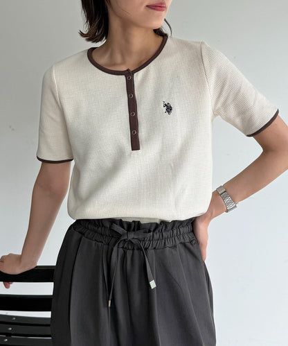 U.S. POLO ASSN. 華夫格亨利領T恤