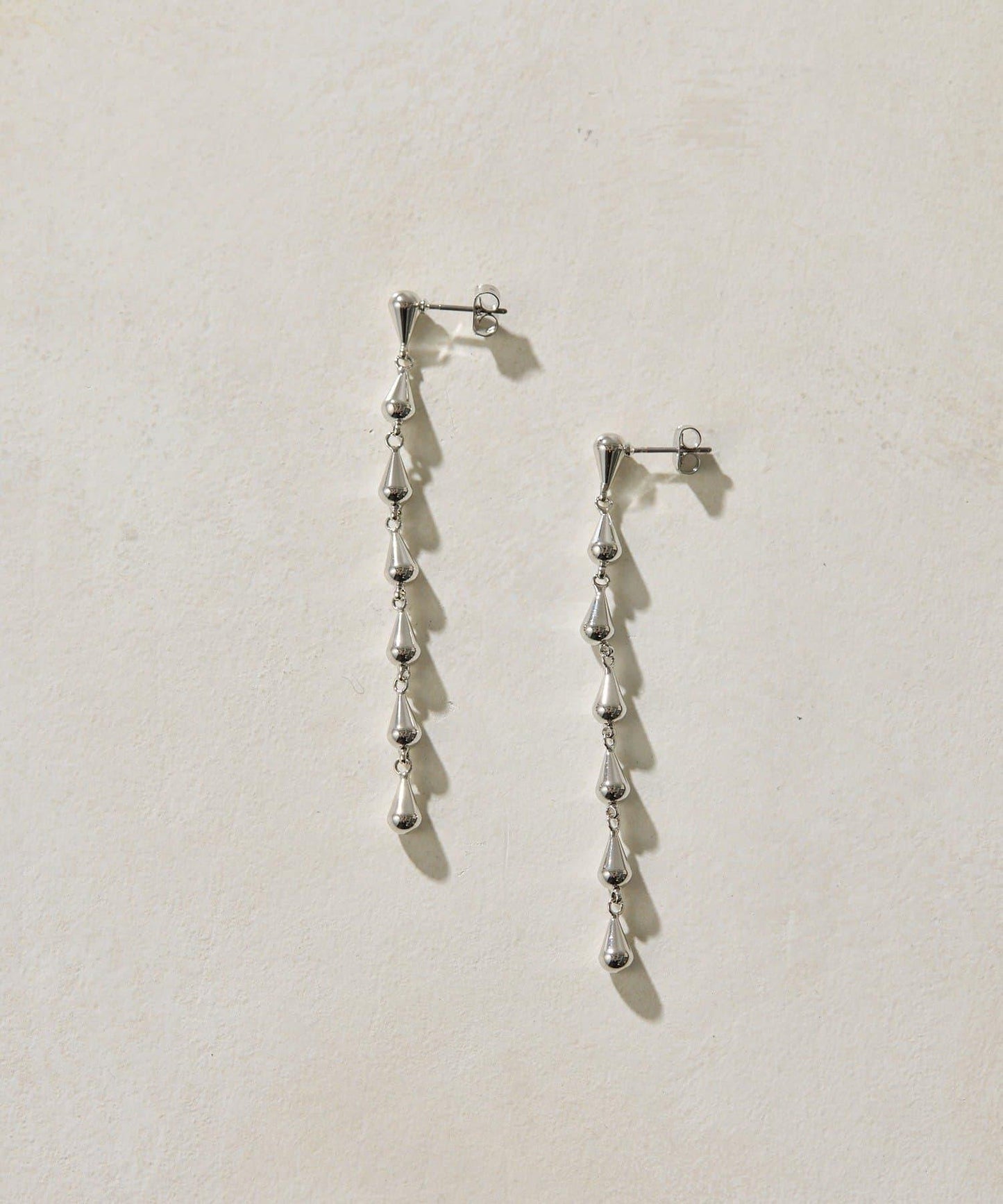 水滴造型耳環