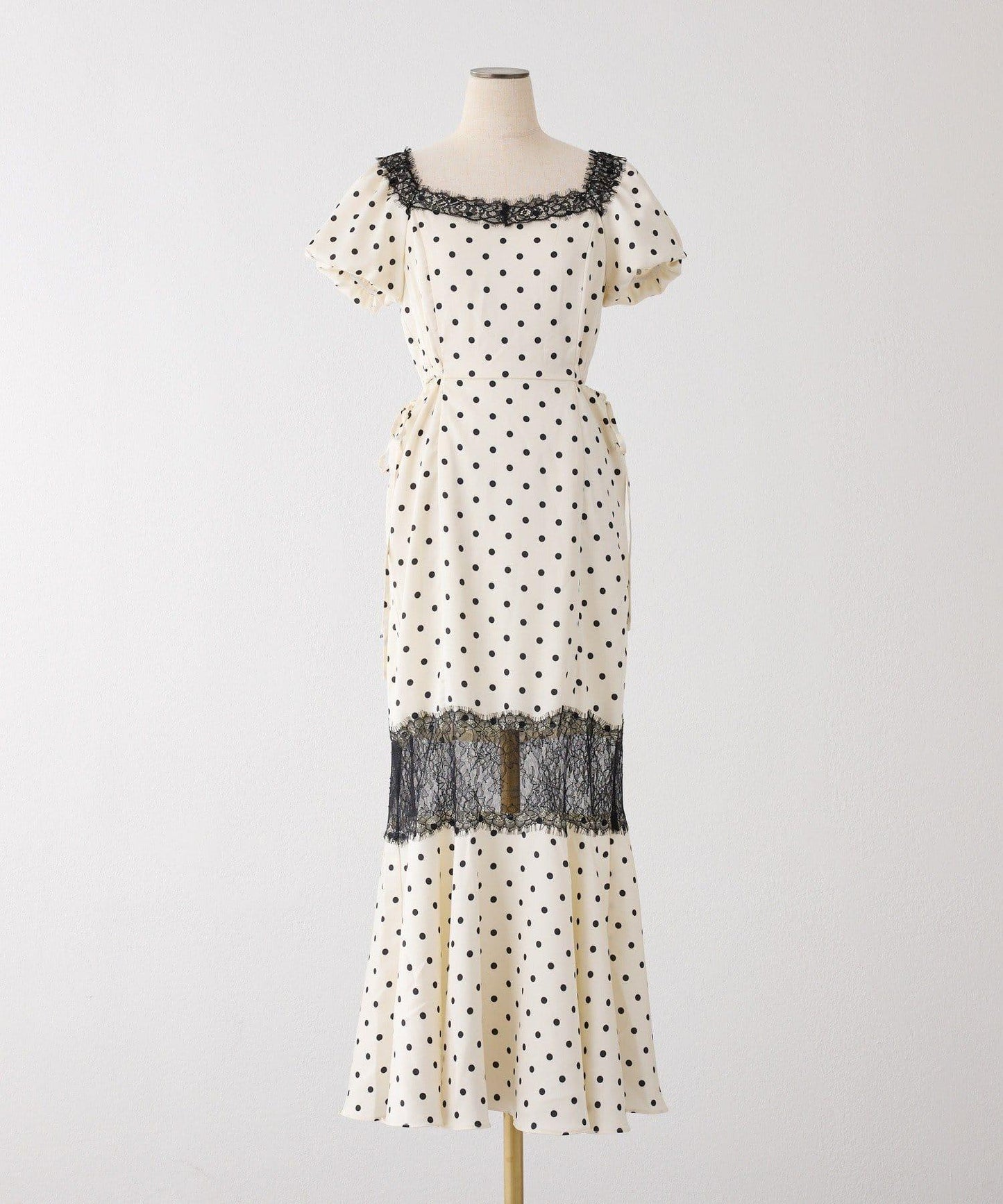 Lace Collection 側邊鏤空 蕾絲 連衣裙