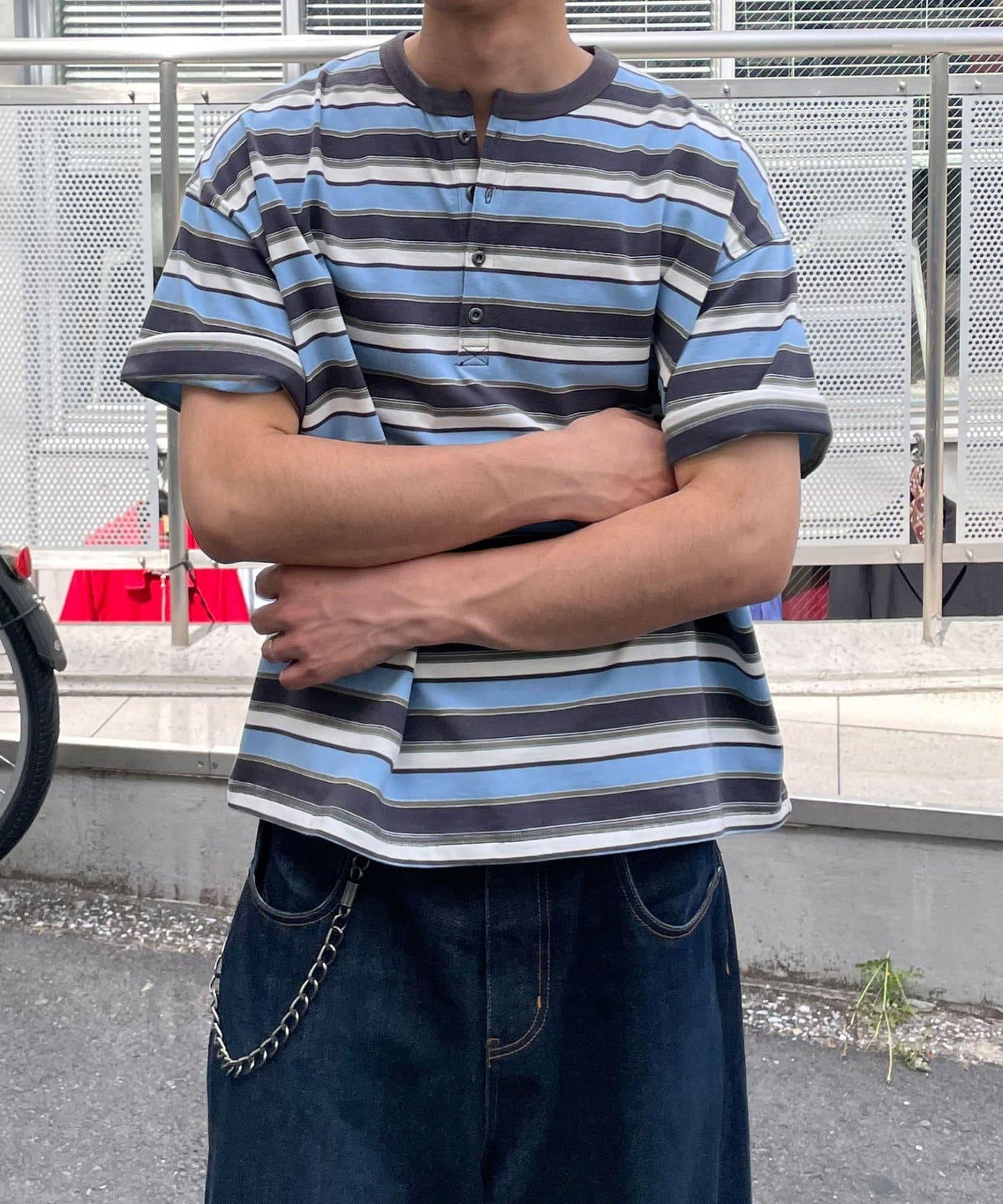 條紋/純色亨利領T恤