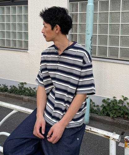 條紋/純色亨利領T恤