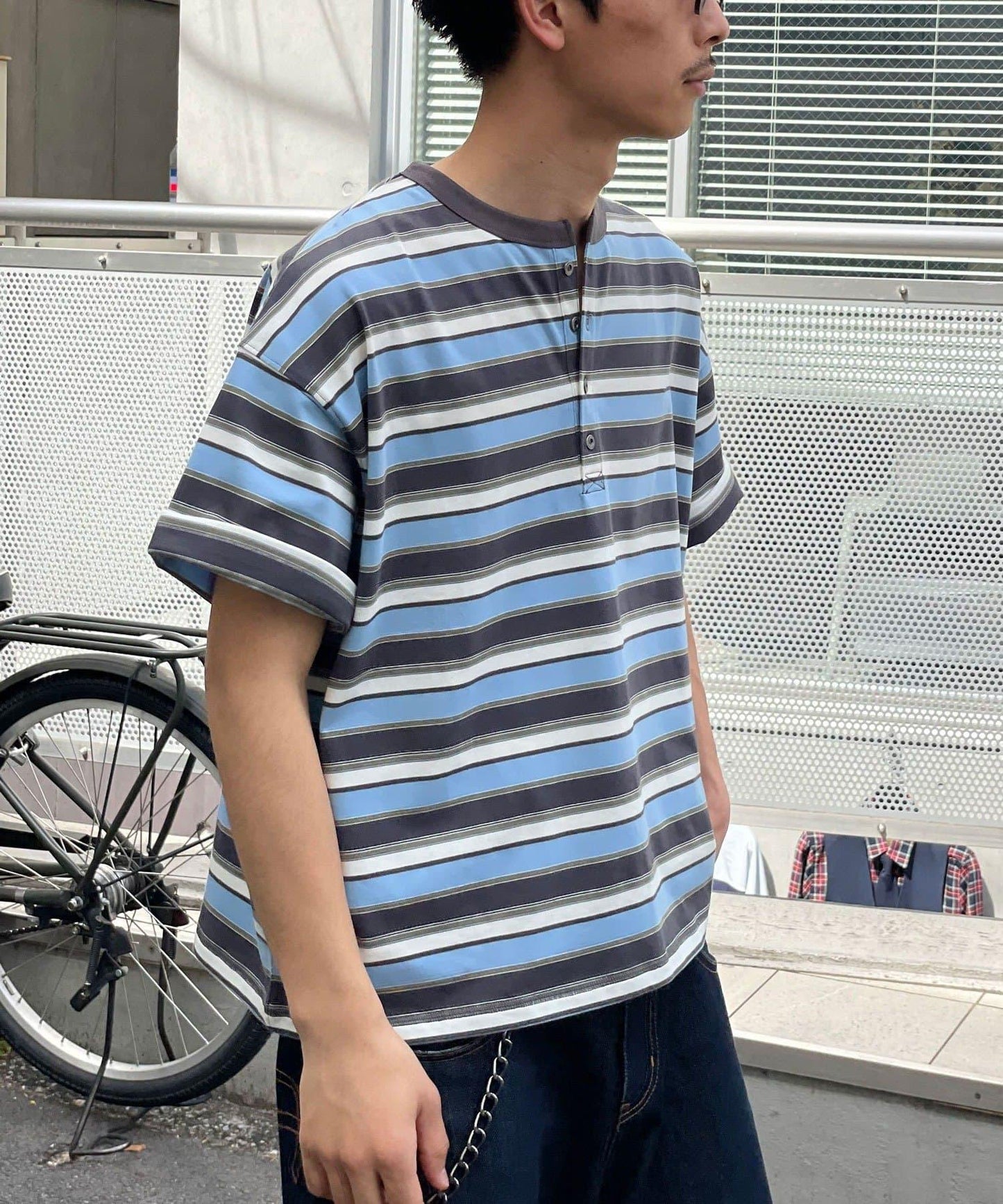 條紋/純色亨利領T恤