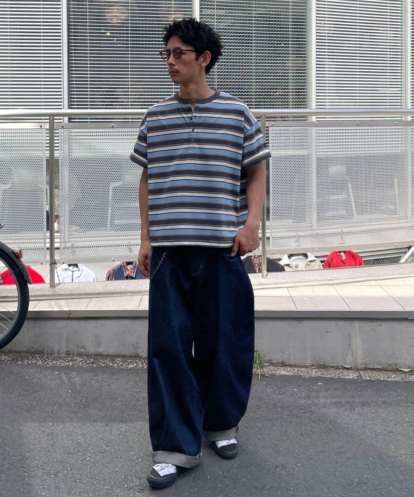 條紋/純色亨利領T恤