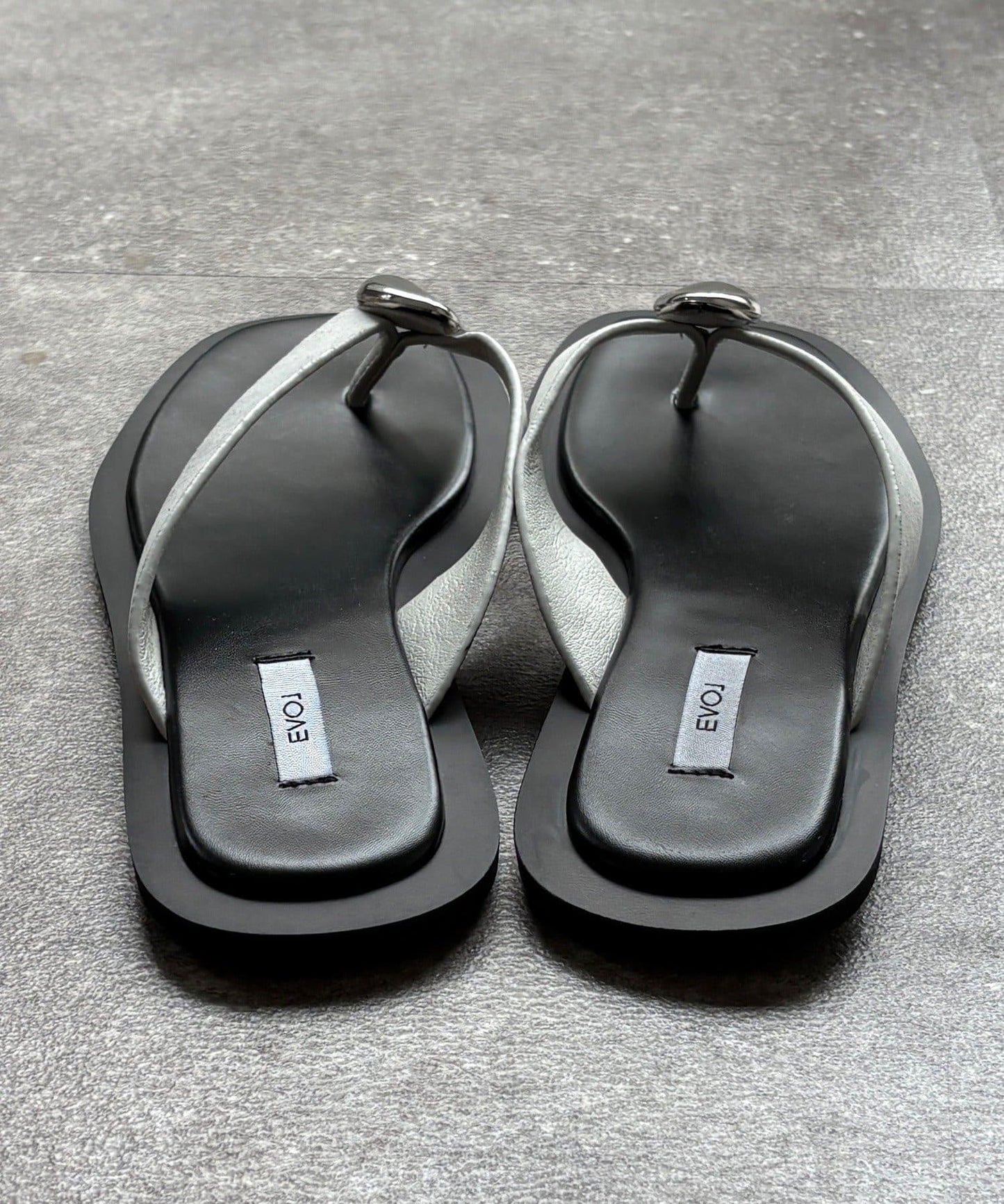 金屬裝飾 夾趾 涼鞋