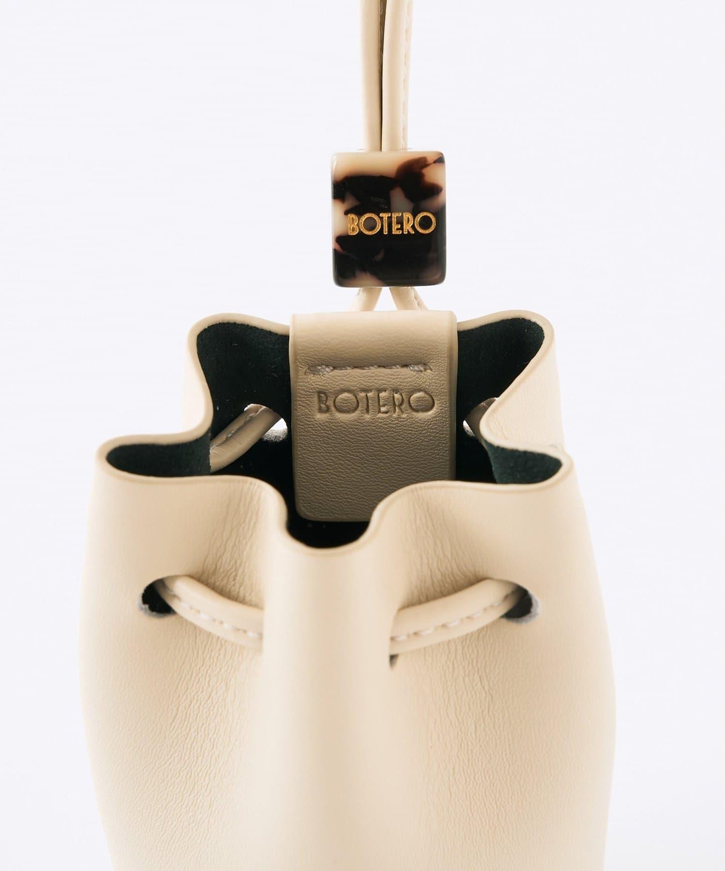 BOTERO Lucky Draw Charm