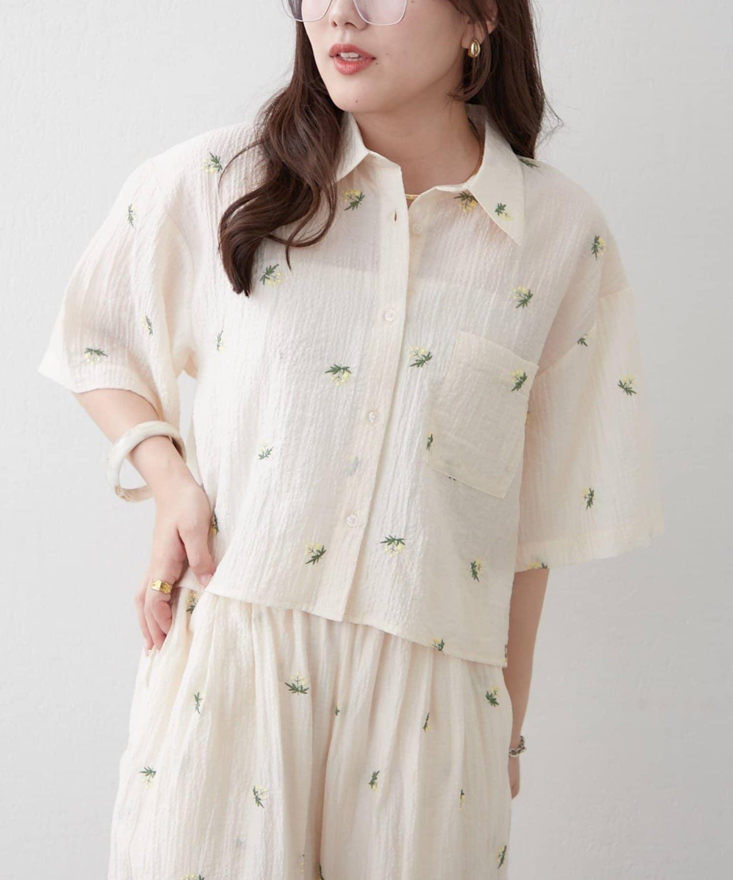 可成套搭配 花卉刺繡 短款 女式襯衫