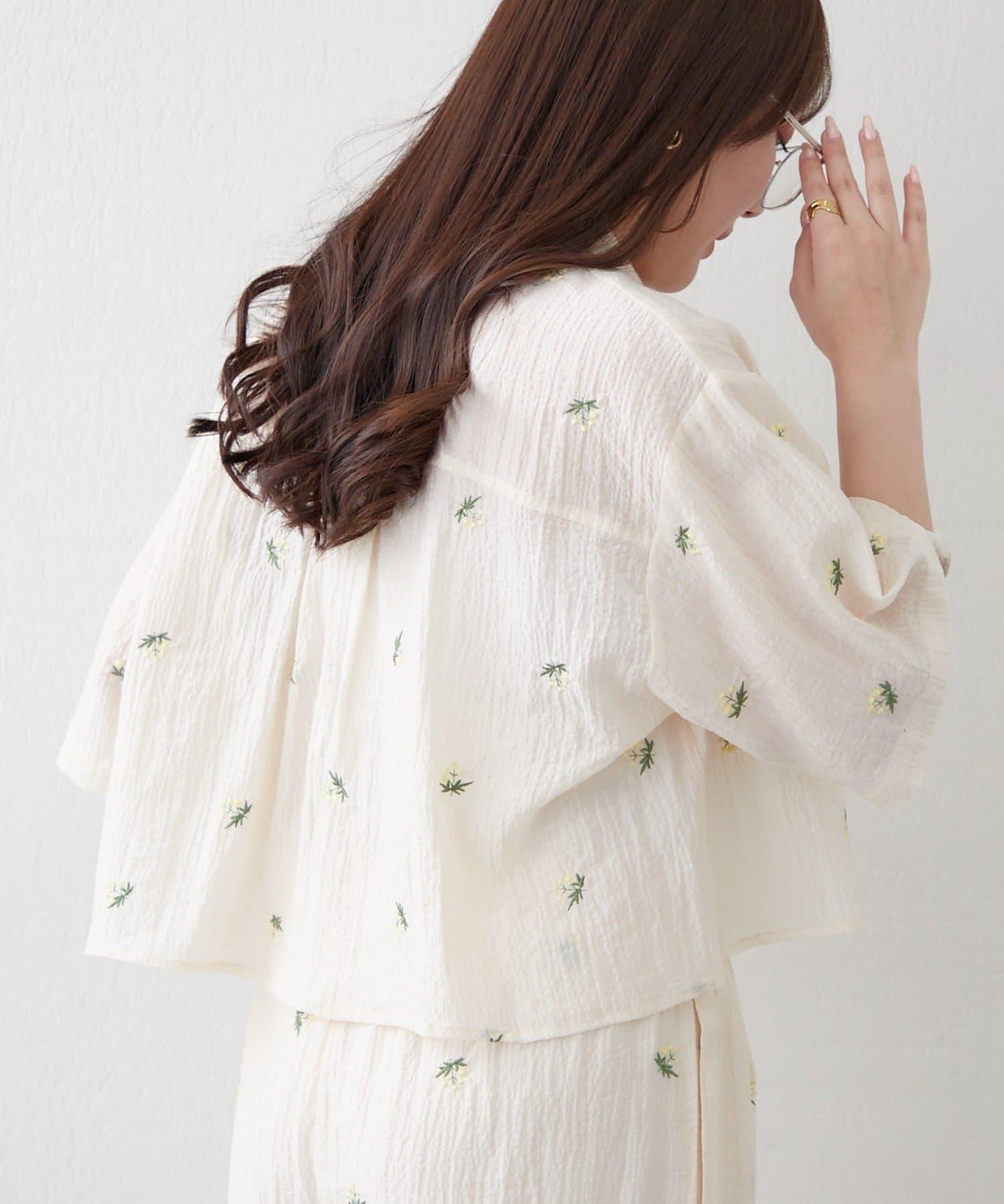 可成套搭配 花卉刺繡 短款 女式襯衫