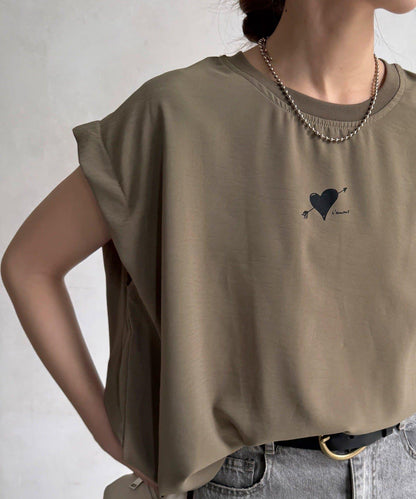 心形背部ロゴ印花 TEE