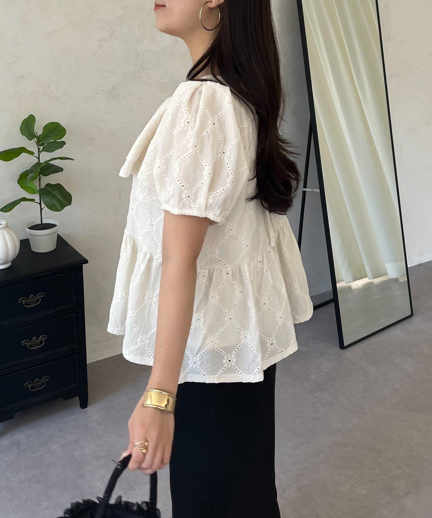 蕾絲荷葉邊 針織 荷葉擺上衣