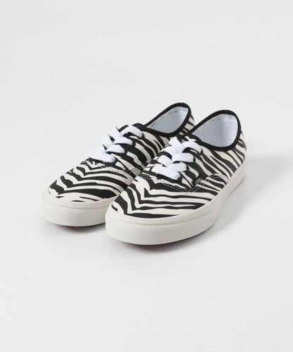 VANS AUTHENTIC 帆布鞋