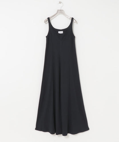 new basic WASHABLE WOOL SQUARE ONE-PIECE 可水洗羊毛 方領 連衣裙