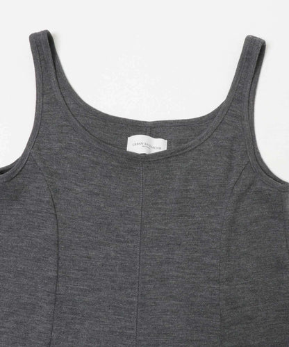 new basic WASHABLE WOOL SQUARE ONE-PIECE 可水洗羊毛 方領 連衣裙