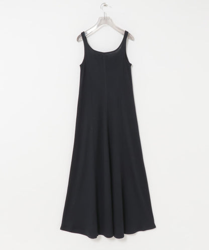 new basic WASHABLE WOOL SQUARE ONE-PIECE 可水洗羊毛 方領 連衣裙