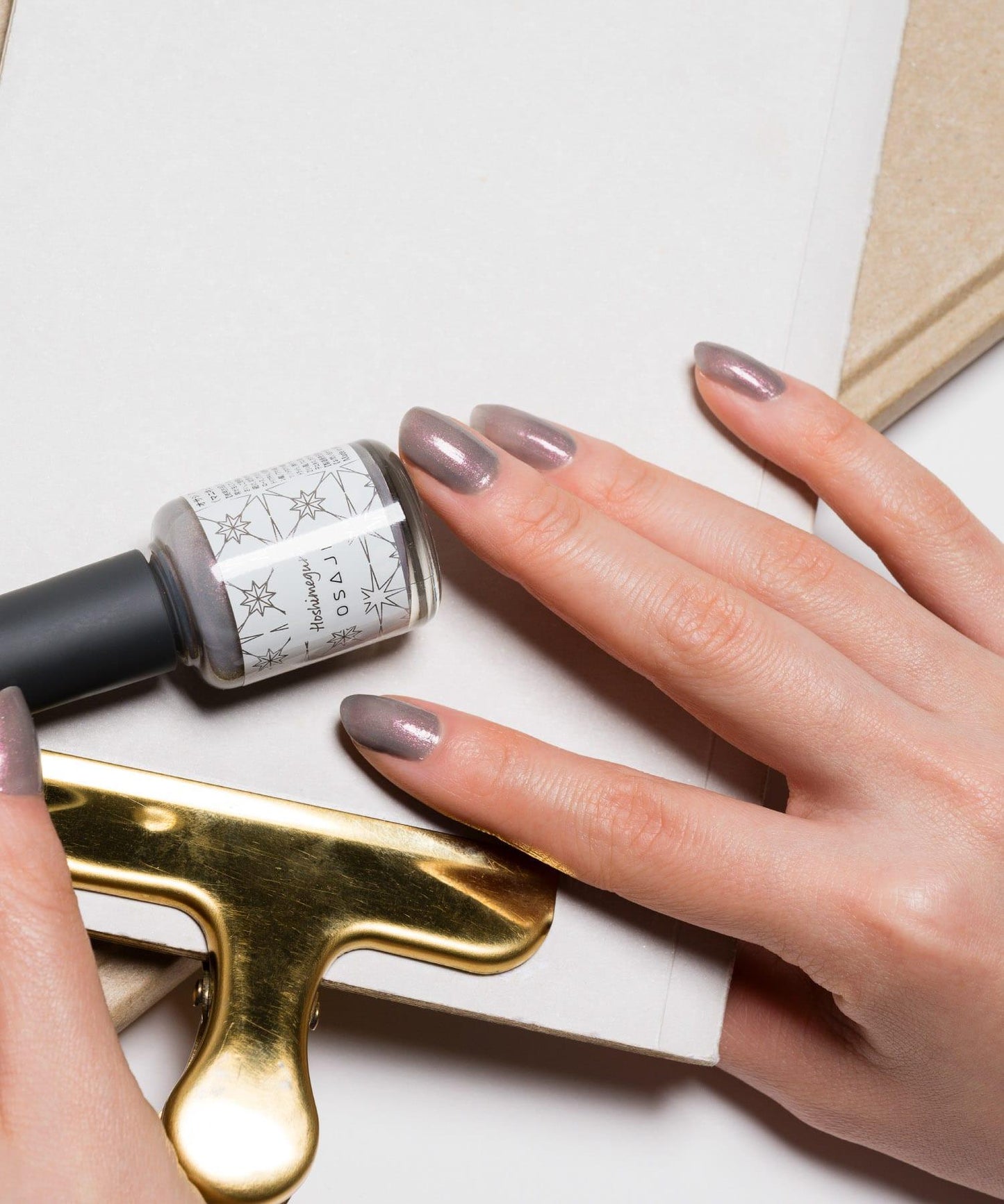 OSAJI Uplift Nail Color 指甲油