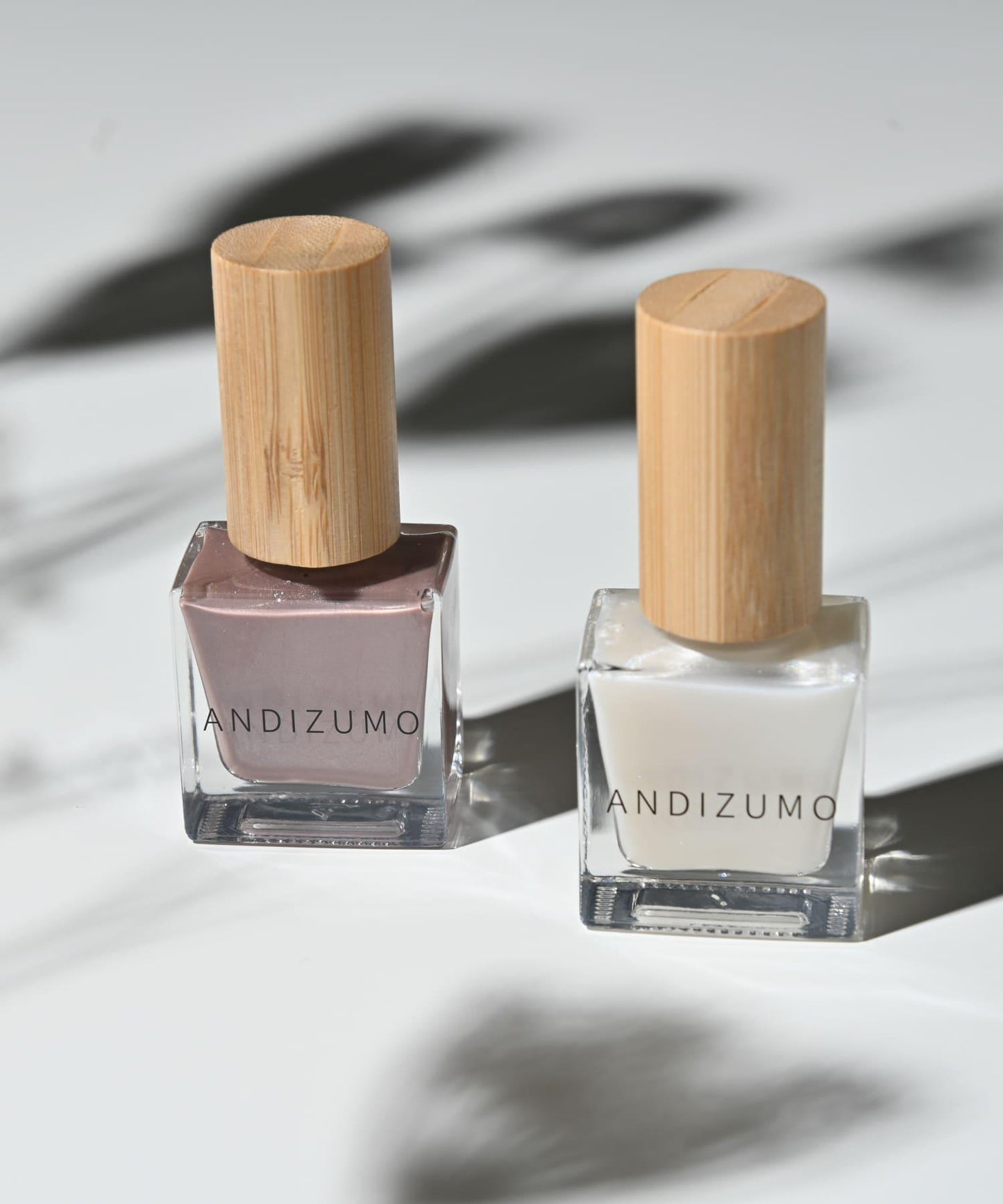 ANDIZUMO 白兔 指甲油
