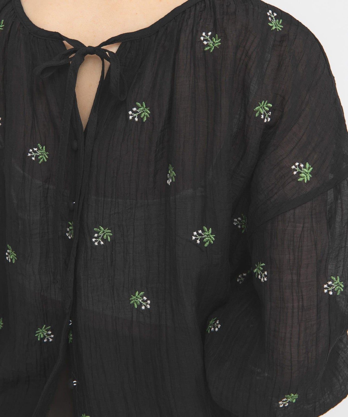 STAFF DESIGN PROJECT 2WAY刺繡女襯衫