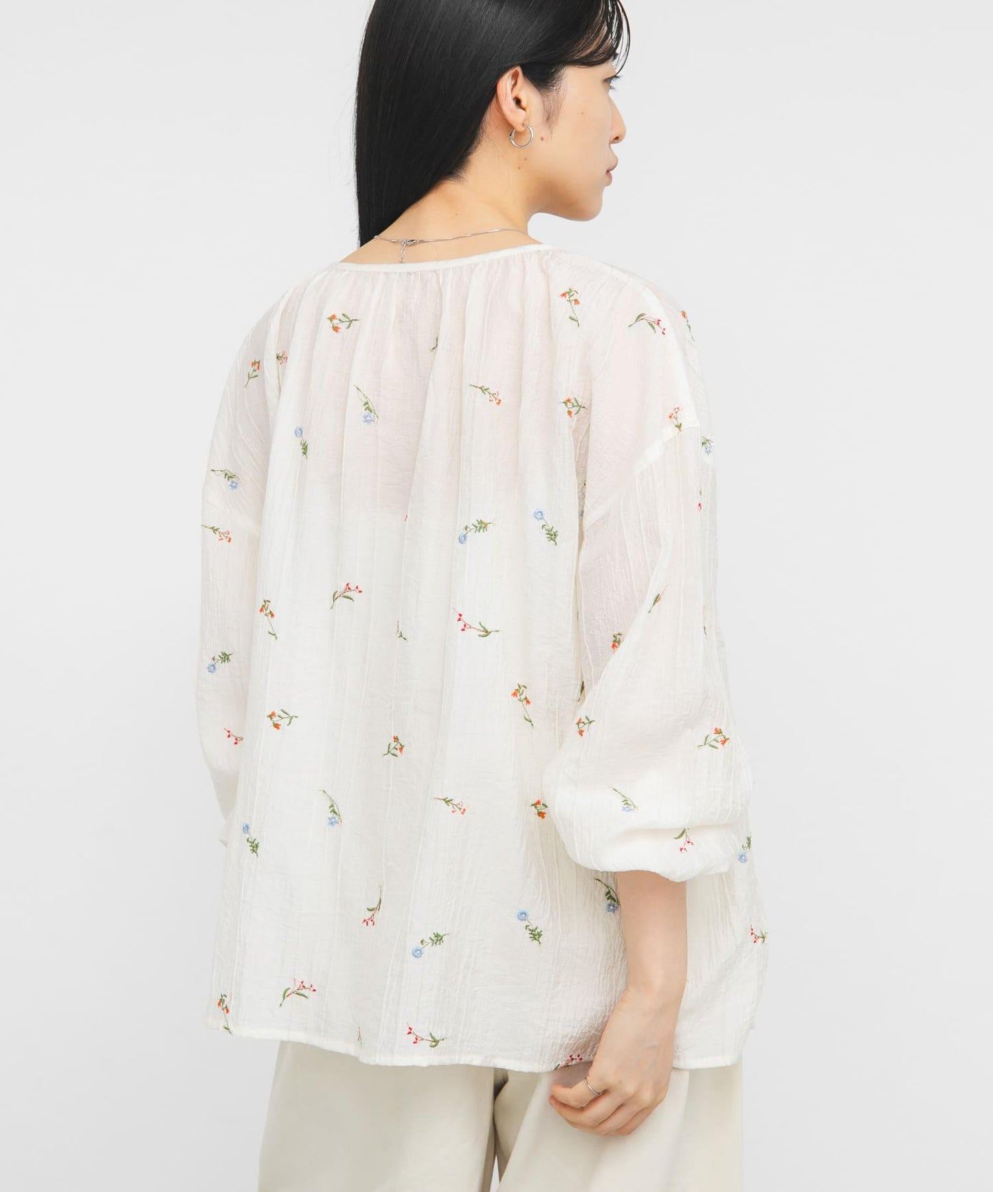 STAFF DESIGN PROJECT 2WAY刺繡女襯衫