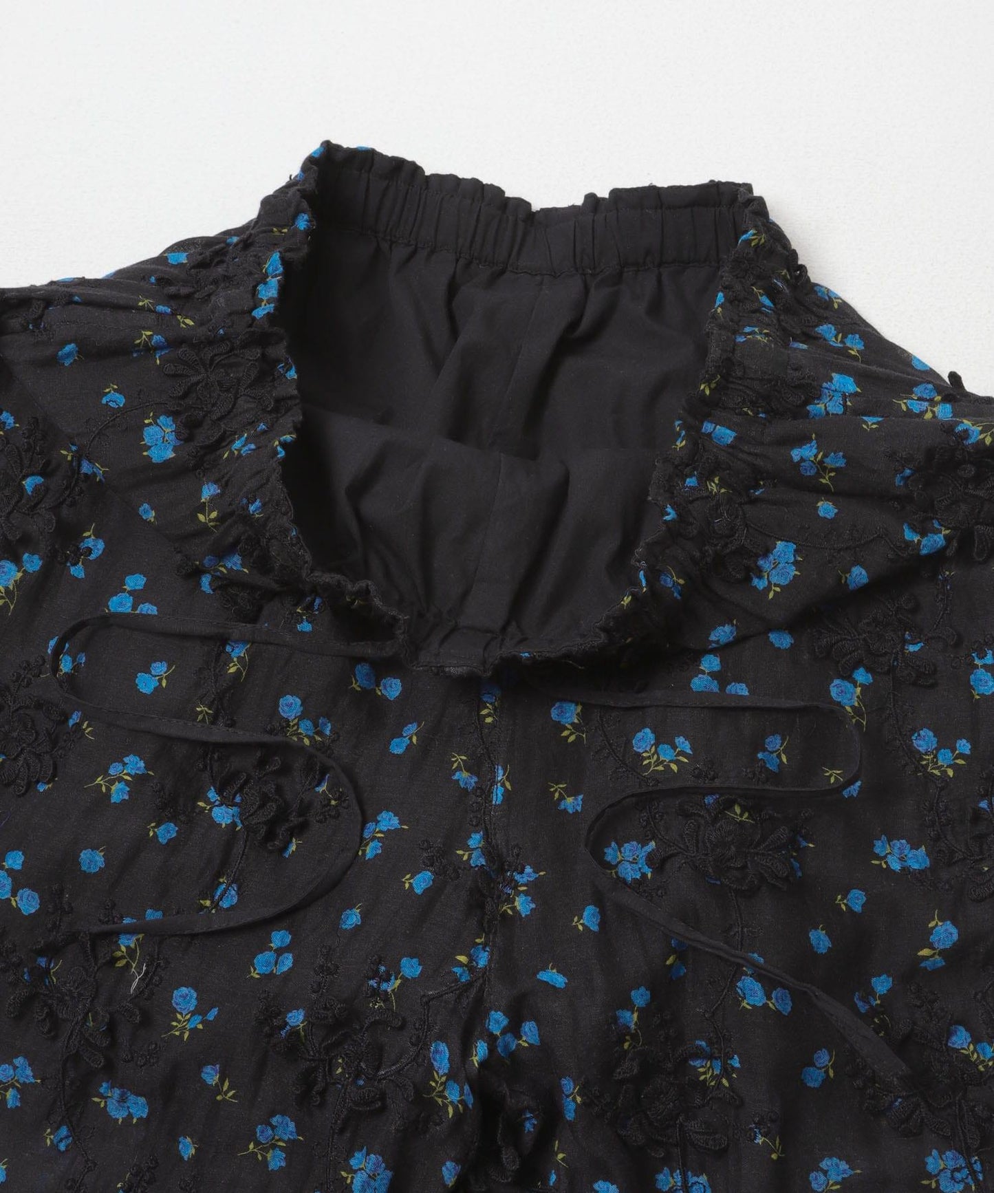 crinkle crinkle crinkle SHEER FLOWER EASY PANTS 休閒褲