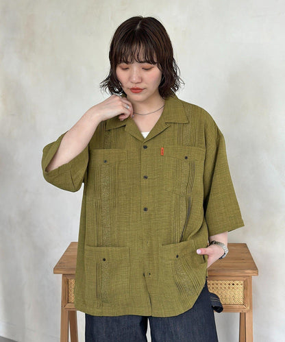 花卉刺繡古巴襯衫