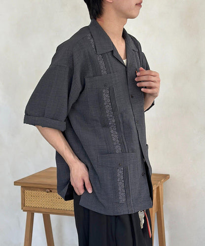 花卉刺繡古巴襯衫