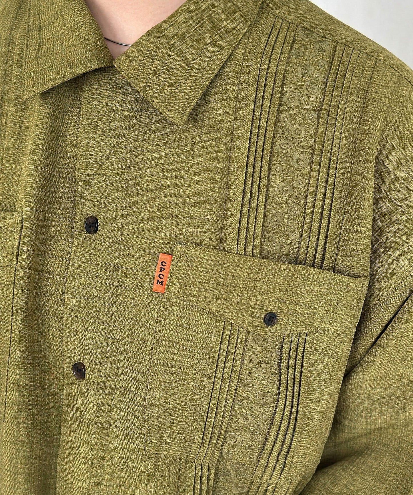 花卉刺繡古巴襯衫
