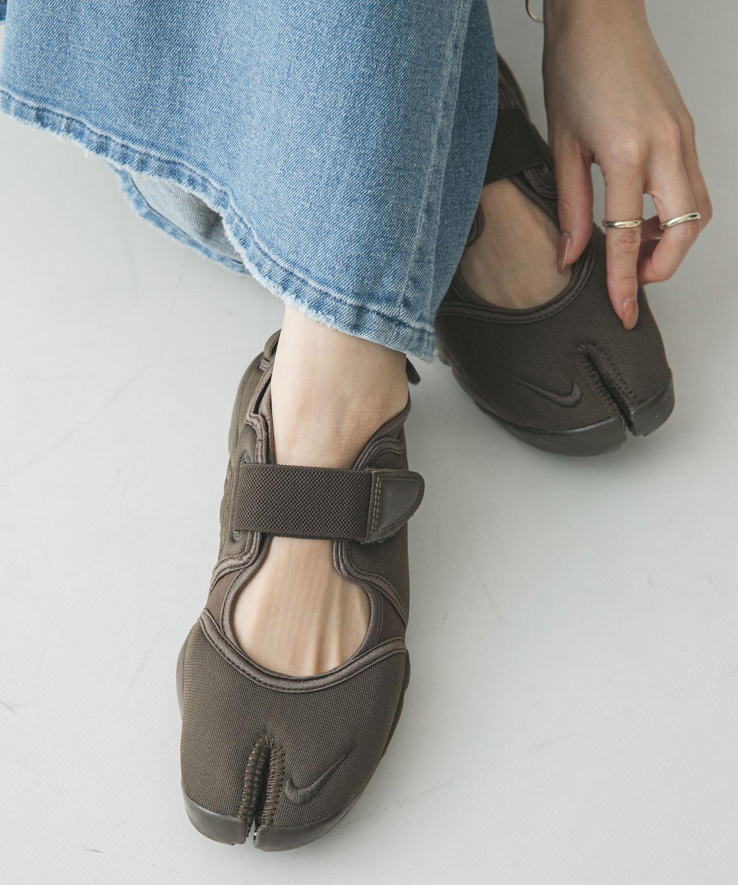 NIKE Air Rift FL 運動鞋