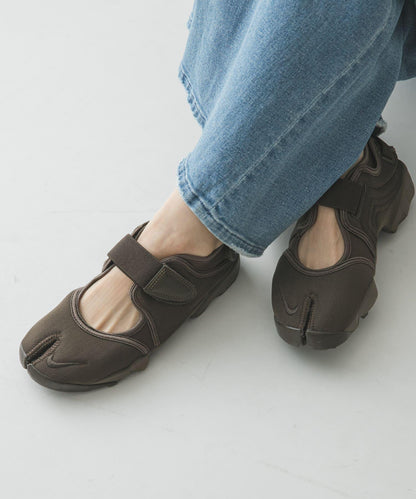 NIKE Air Rift FL 運動鞋