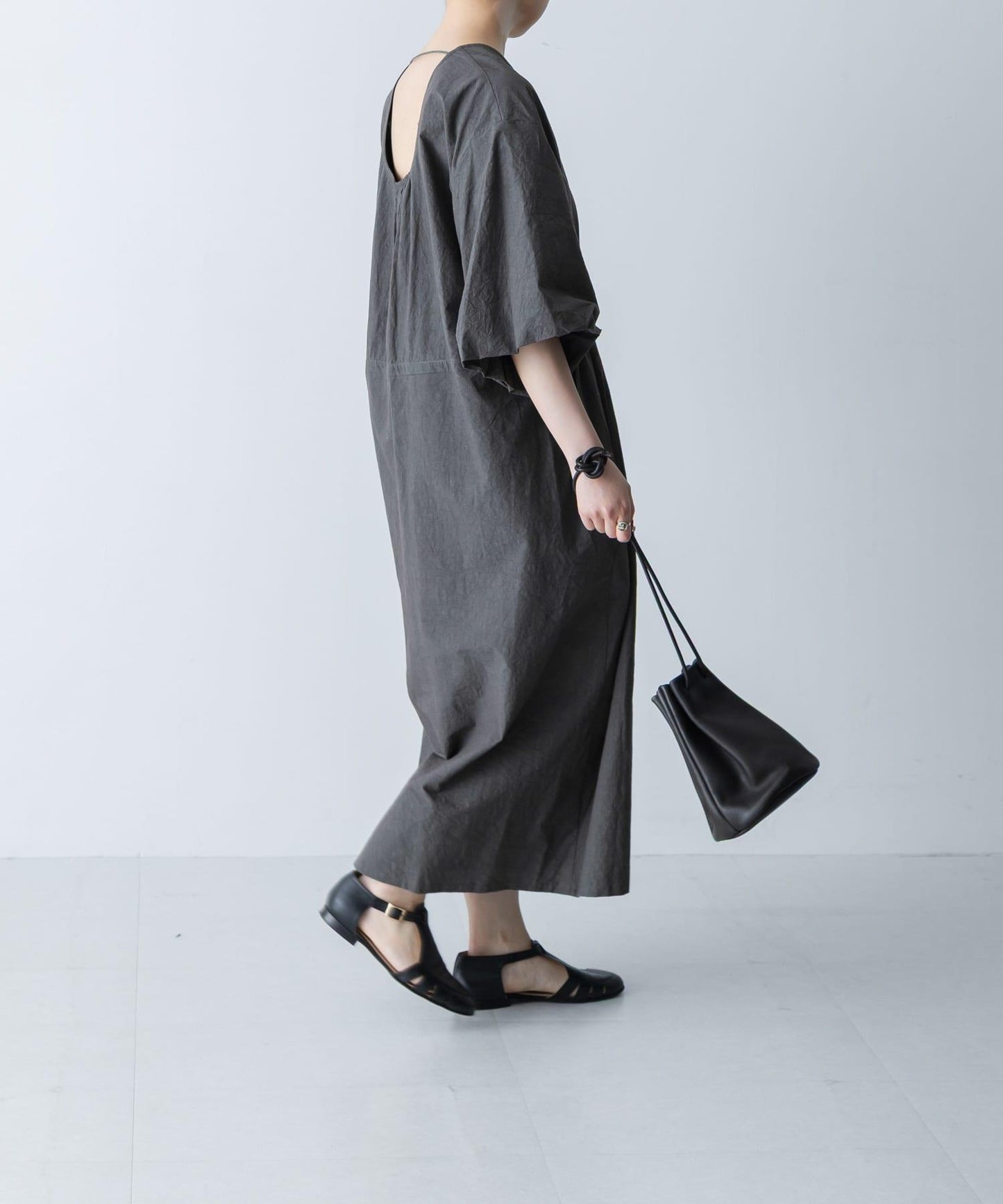 HAVERSACK C/L typewriter質感面料 V領 長款連衣裙