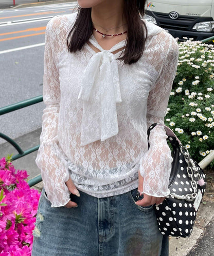 大蝴蝶結蕾絲連帽上衣