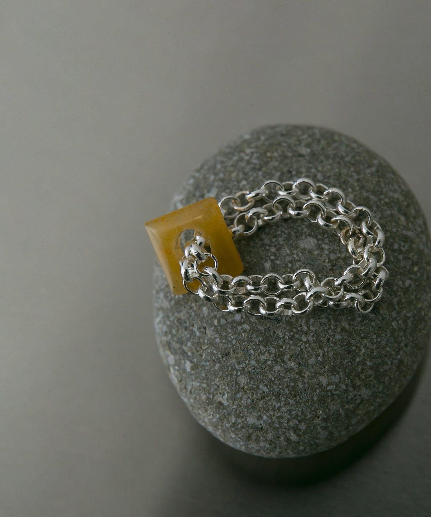 SMELLY so’ redaventurine 鏈條戒指