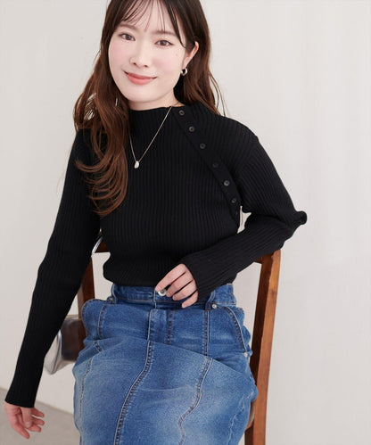 natural couture 斜扣設計 小高領 羅紋 針織上衣