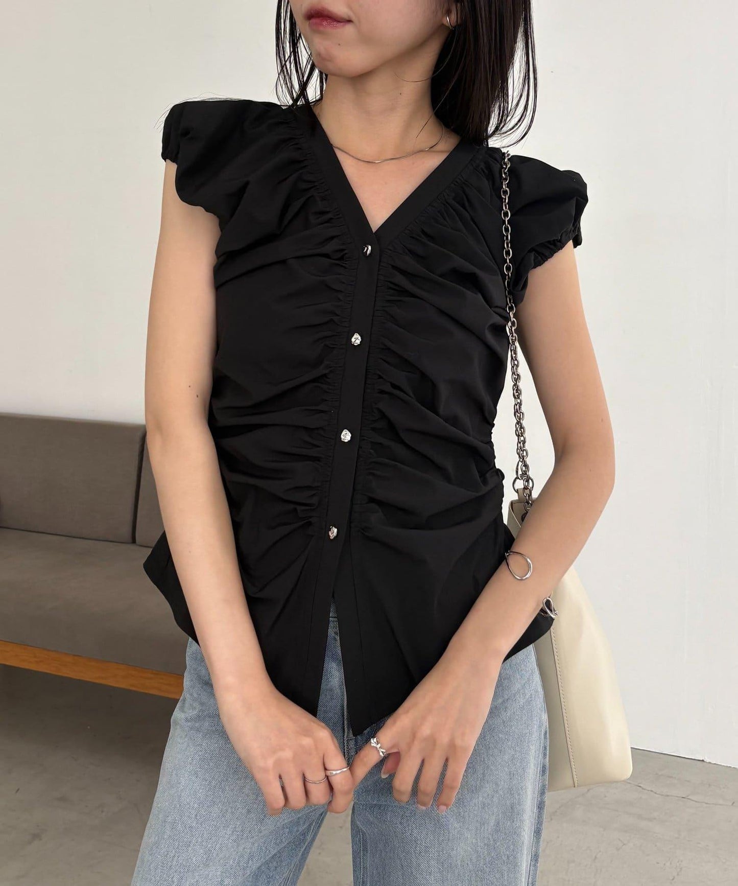 精緻感設計紐扣褶皺襯衫