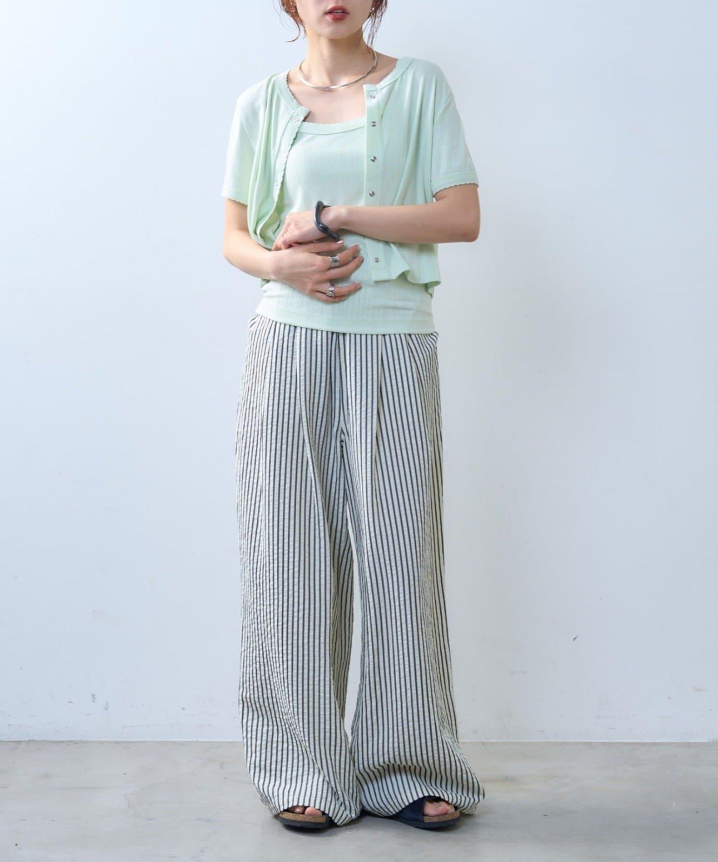 willow 鏤空短袖按扣開衫吊帶套裝