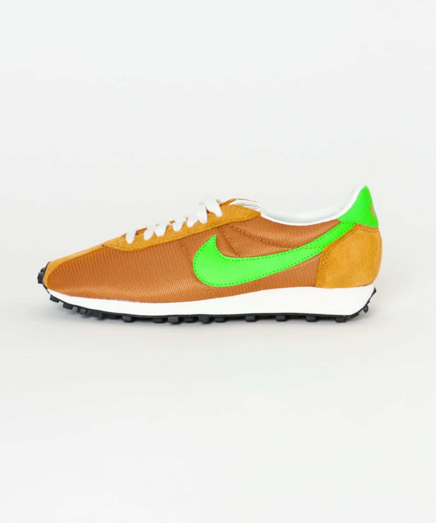 NIKE LD-1000