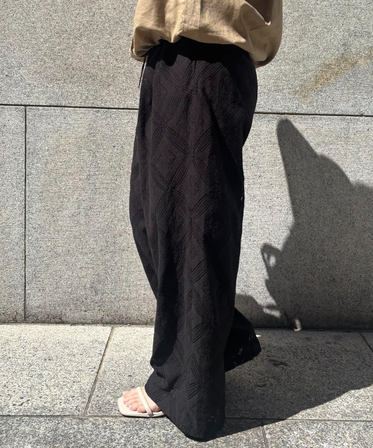 拼接風蕾絲褲子