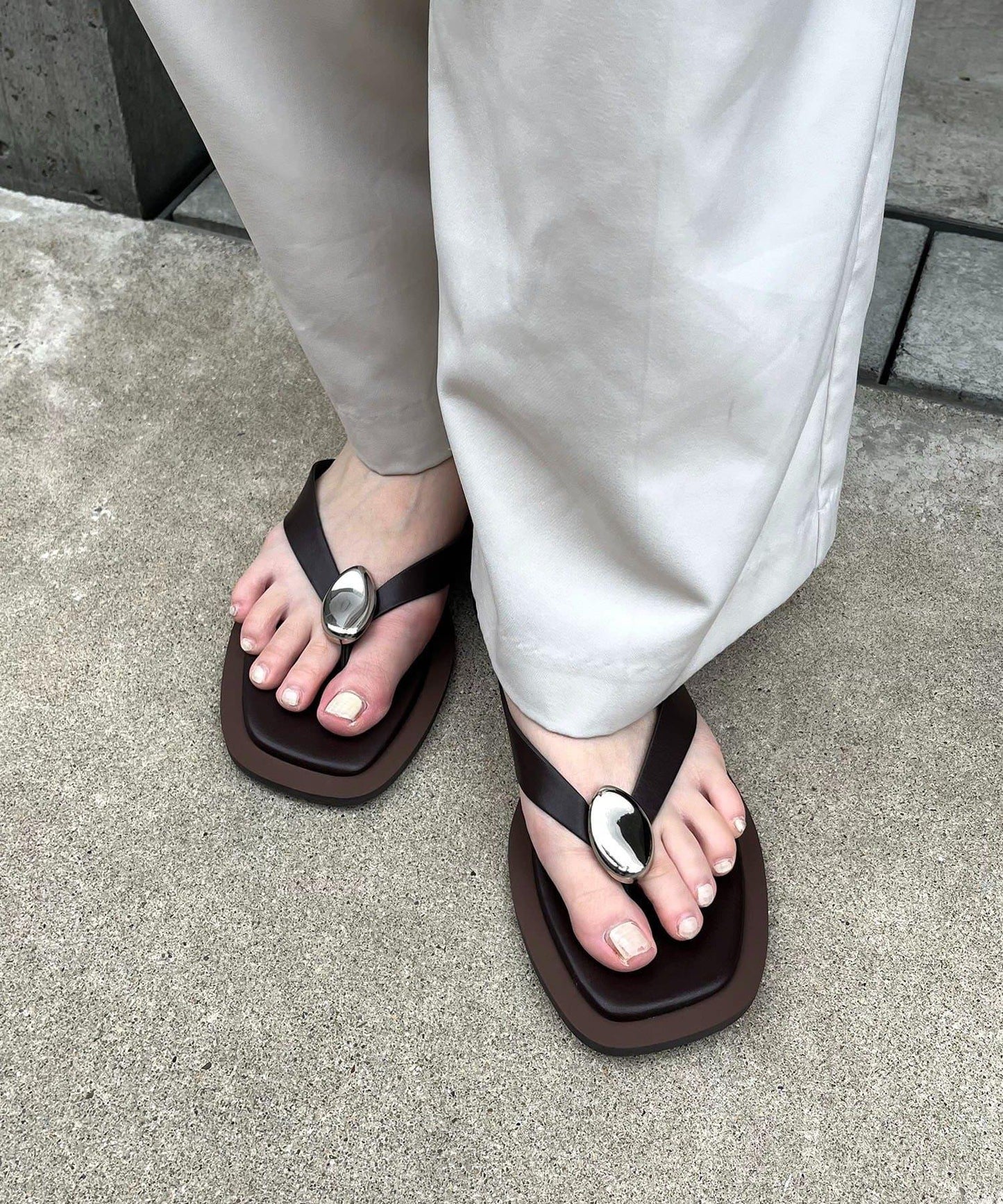 裝飾分體式夾趾涼鞋