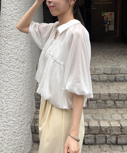 蓬鬆短款薄紗襯衫