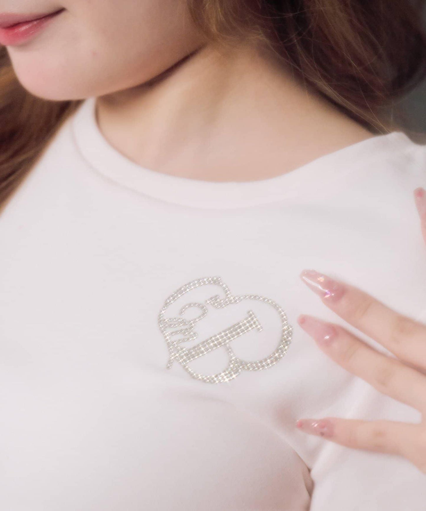 Belle Charme 閃粉logo短款T恤