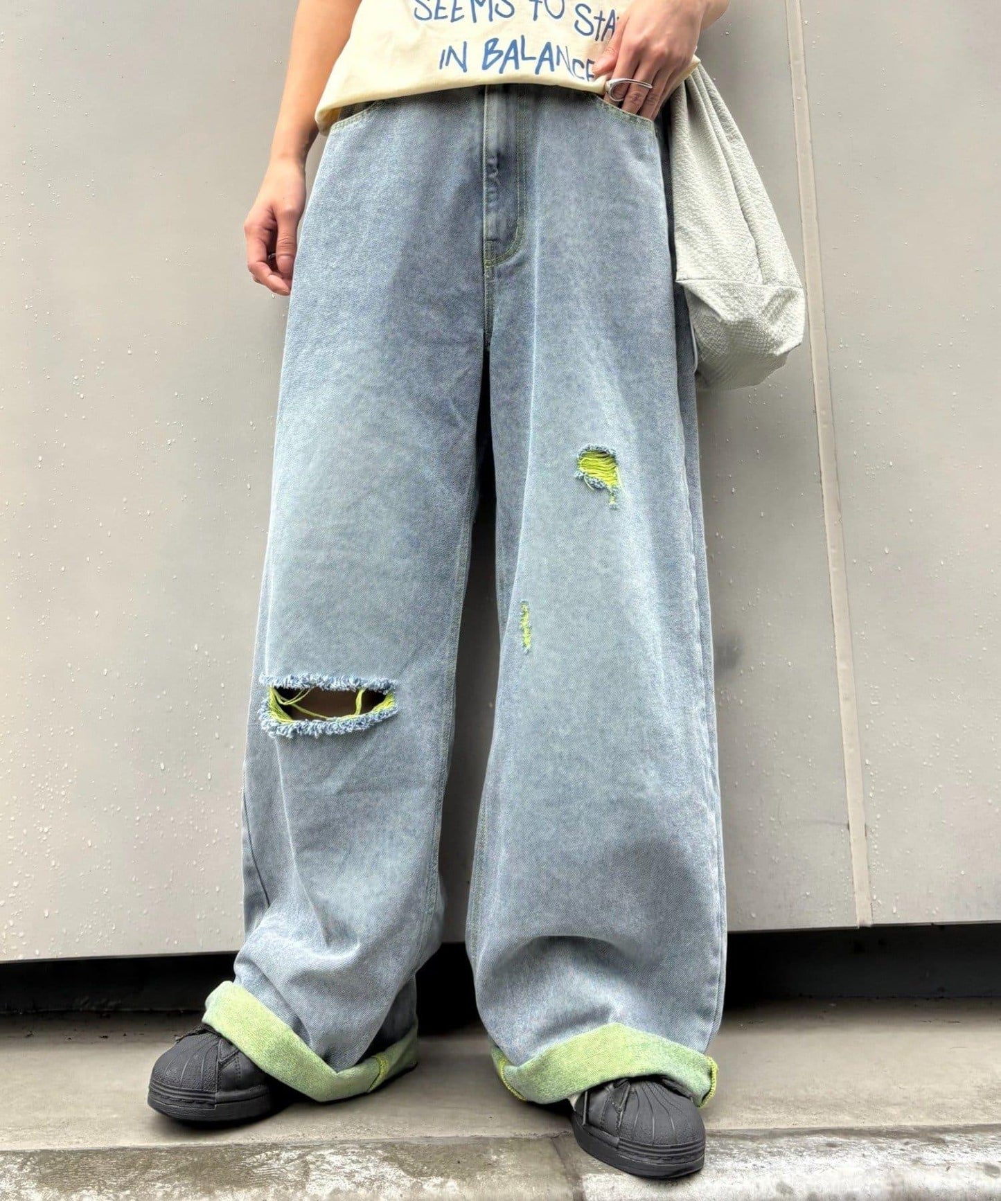 UNISEX 輕磅彩色卷邊破壞做舊牛仔褲