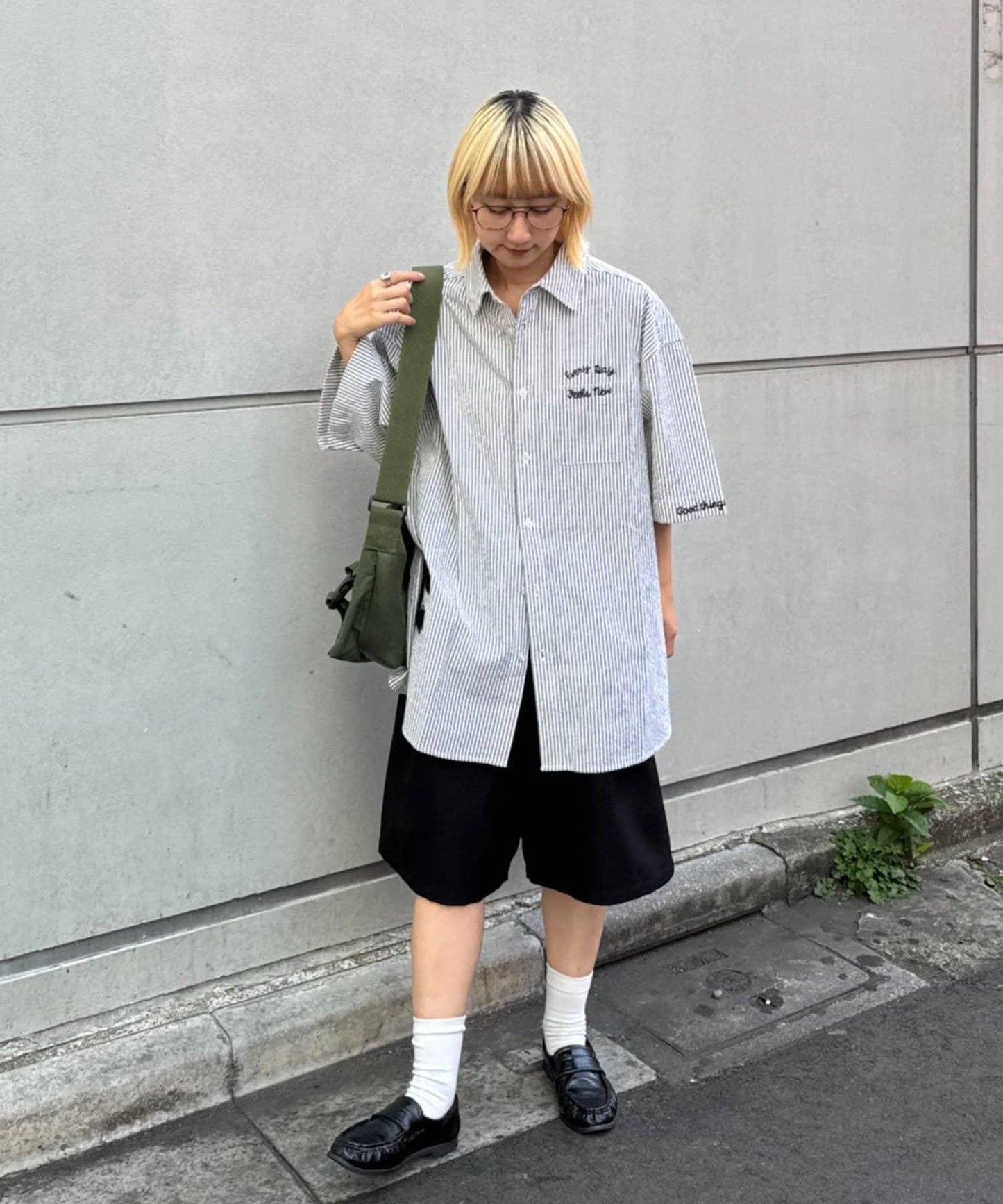條紋刺繡 寬鬆 襯衫