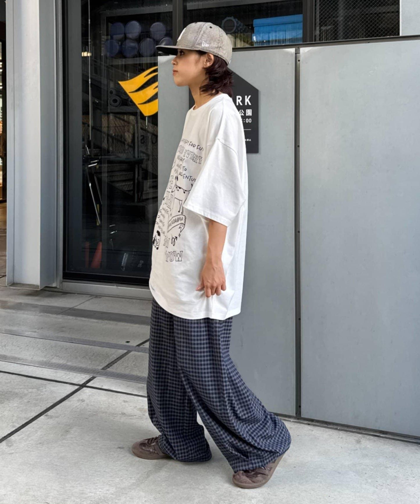UNISEX 弧形版型 格紋 休閒褲