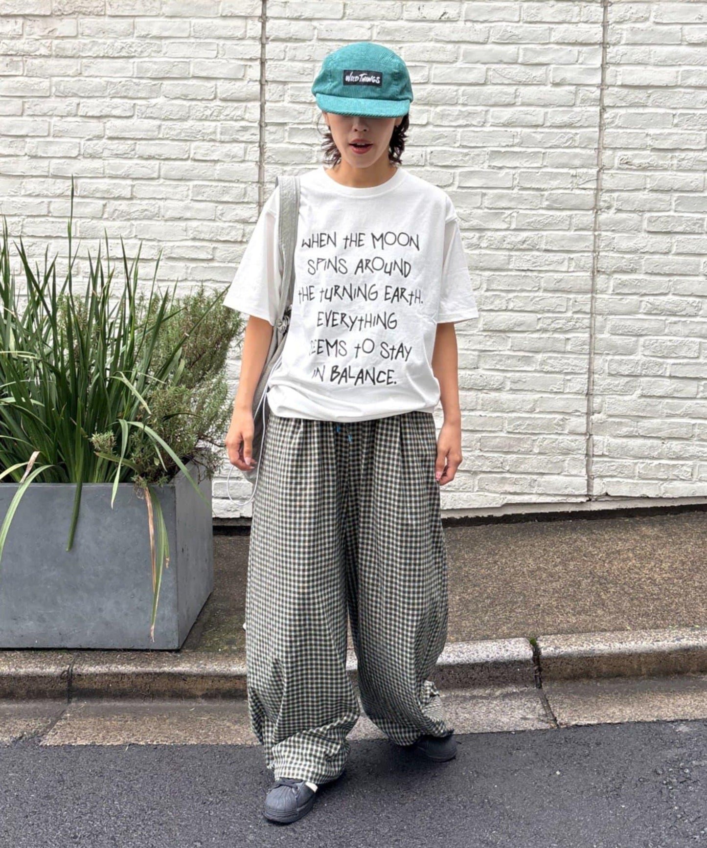 UNISEX 弧形版型 格紋 休閒褲