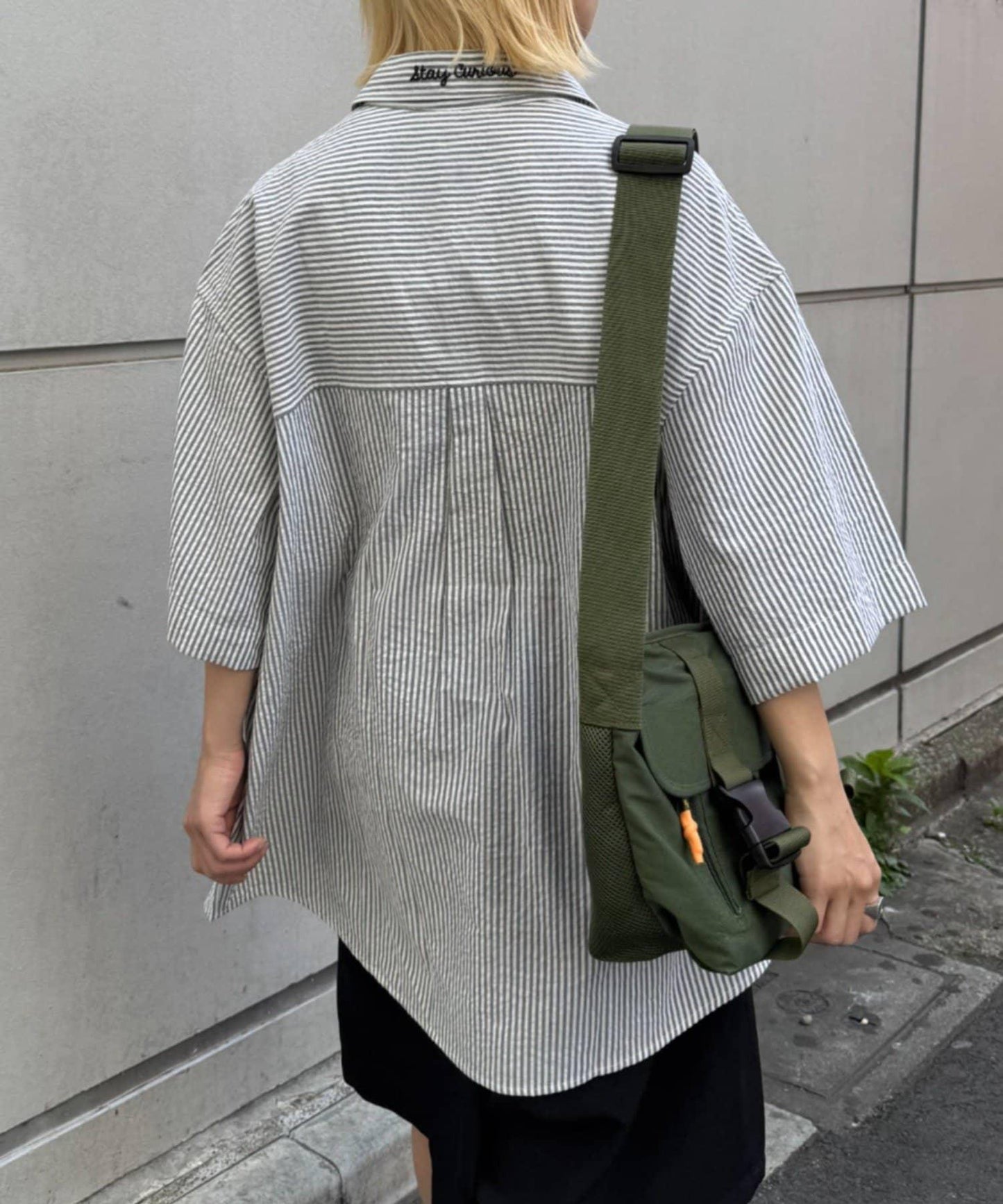 條紋刺繡 寬鬆 襯衫